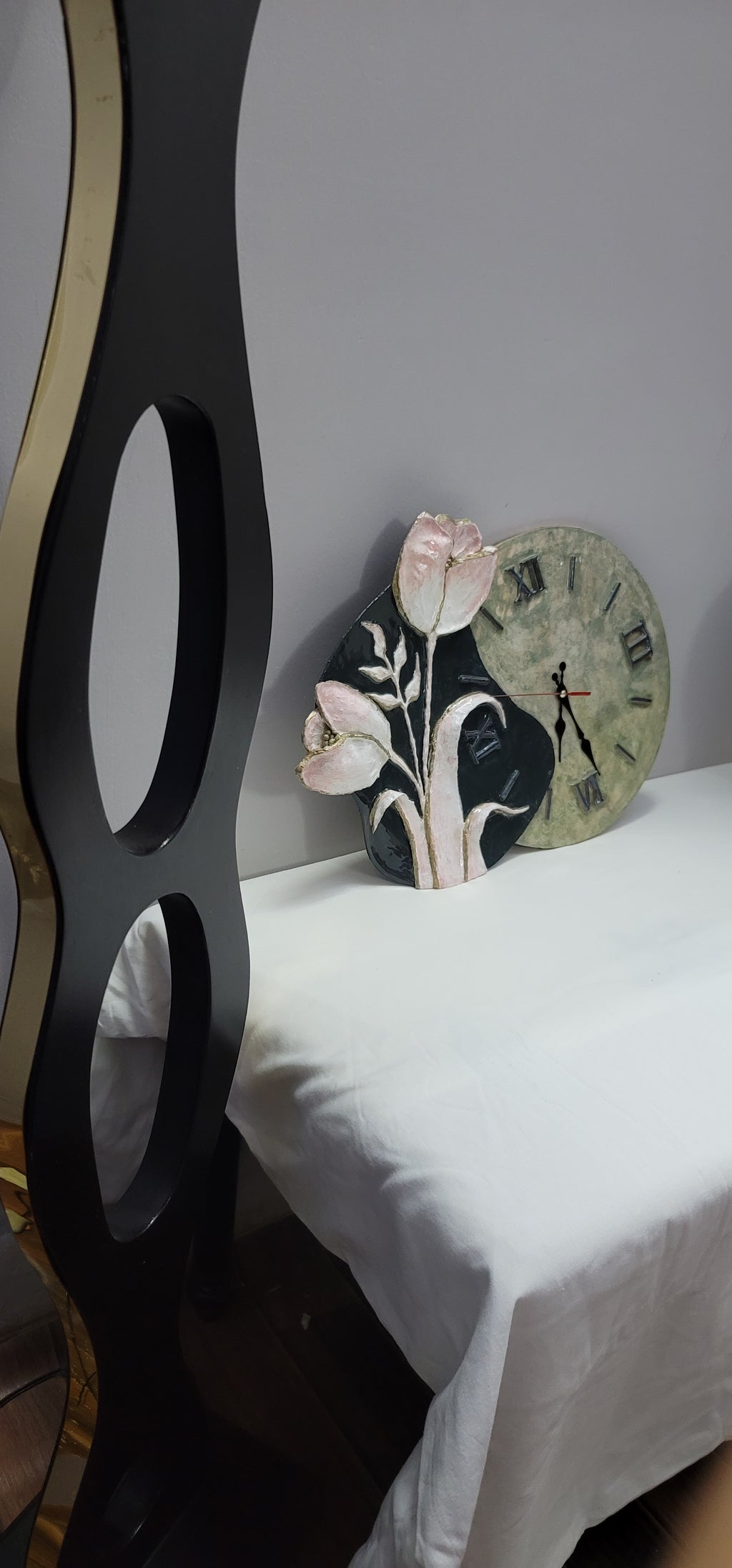 Wall Clock 3d sculptural flowers